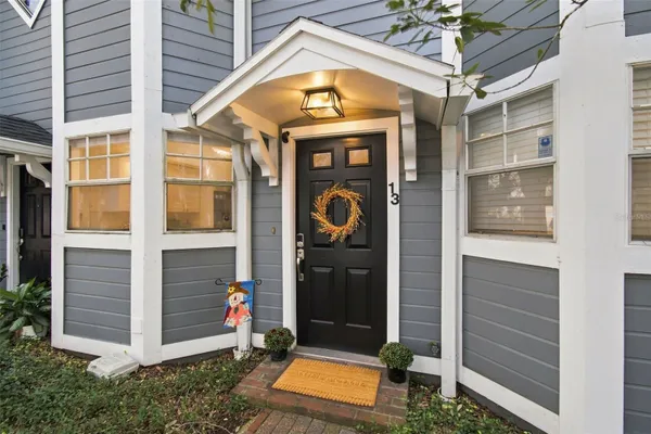506 S WILLOW AVE 13