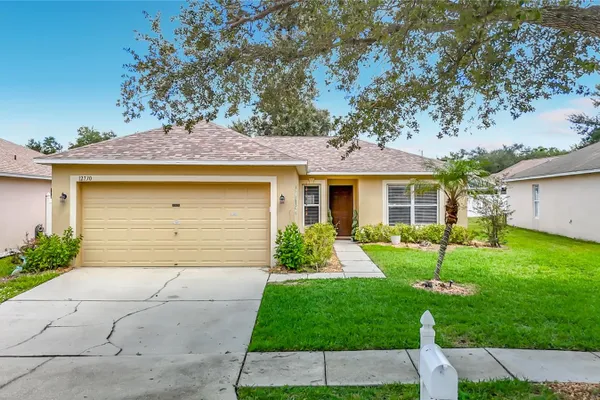 12730 KINGS LAKE DR