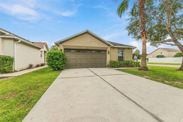 3320 CARDINAL FEATHER DR