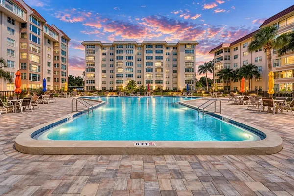 622 EDGEWATER DR 721
