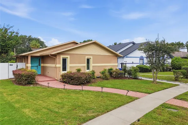 3423 PICO DR