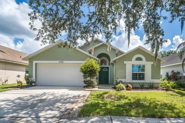 6918 JAMESTOWN MANOR DR