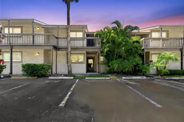 6340 NEWTOWN CIR 40A4