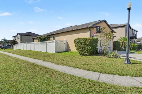8706 HINSDALE HEIGHTS DR