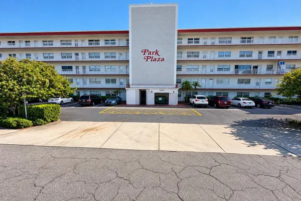 5060 76TH AVE 111