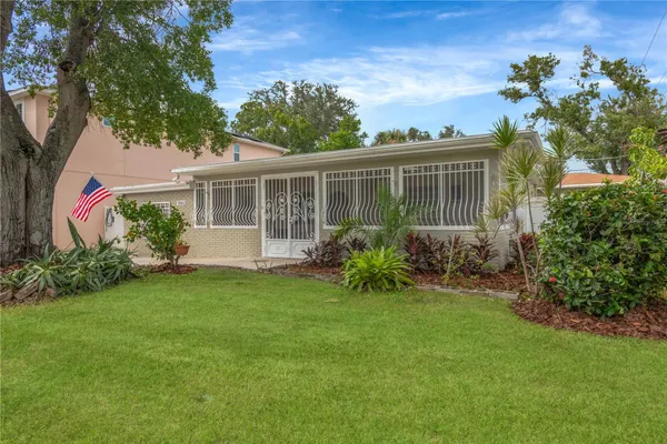 3501 W PRICE AVE