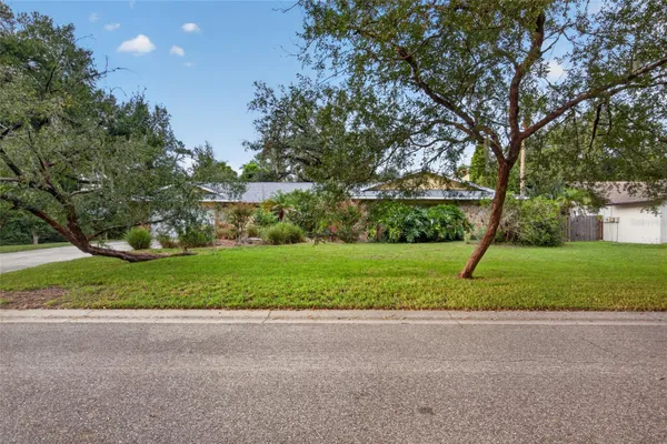 531 GARRARD DR