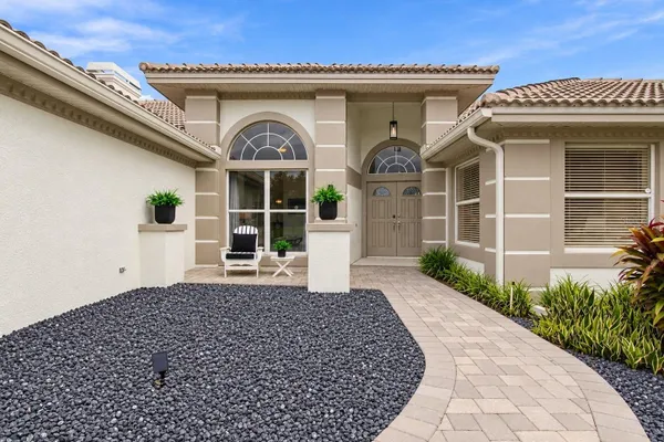 30311 FAIRWAY DR