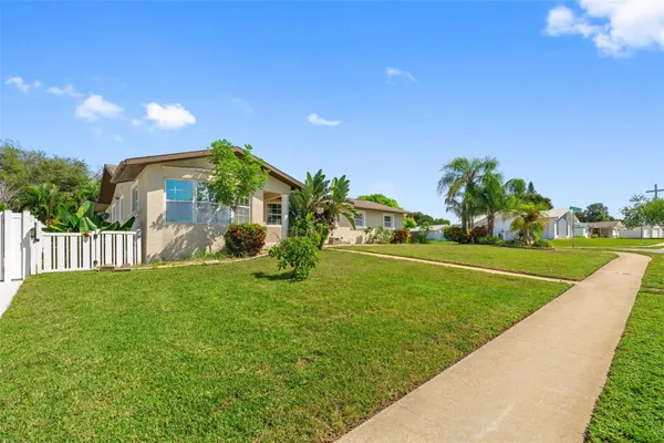 14331 APACHE AVE