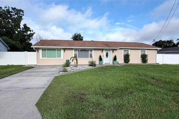7518 BLOSSOM AVE