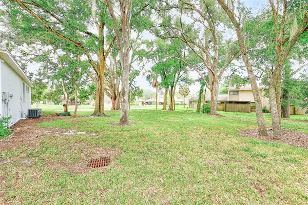 8634 ALEXANDRA ARBOR LN