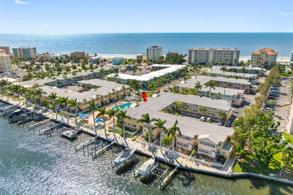 19417 GULF BLVD B204