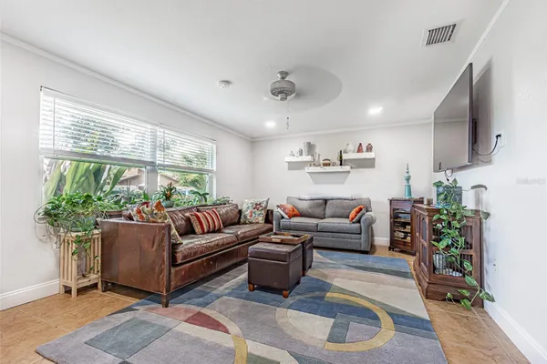 1241 STONY BROOK LN