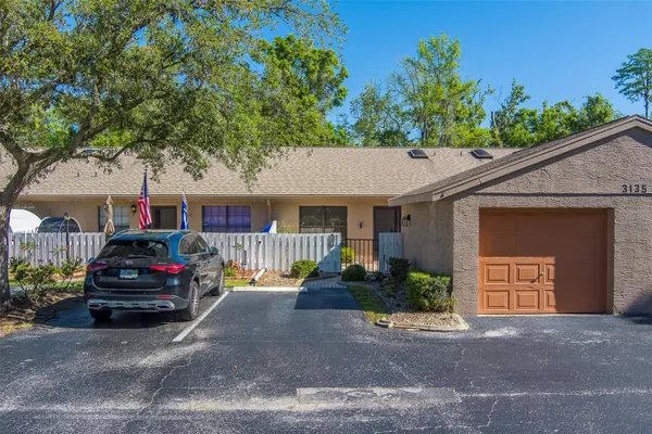 3135 CHARTER CLUB DR G