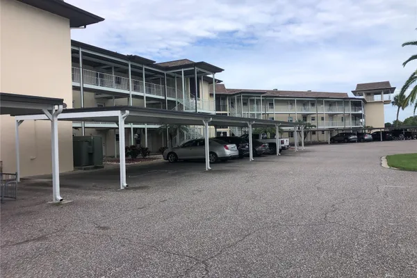 4660 MARINE PKWY 304