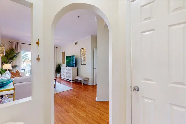 501 KNIGHTS RUN AVE 2121