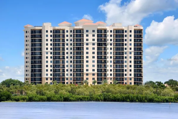 5823 BOWEN DANIEL DR 902