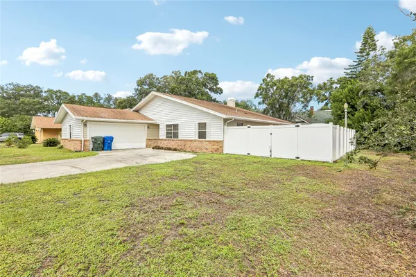 700 13TH CT