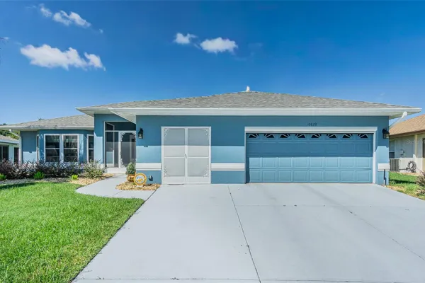 10829 MOSHIE LN