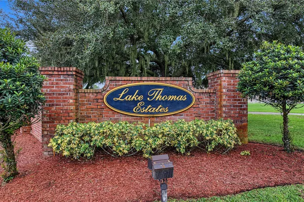 915 LAKE THOMAS LN