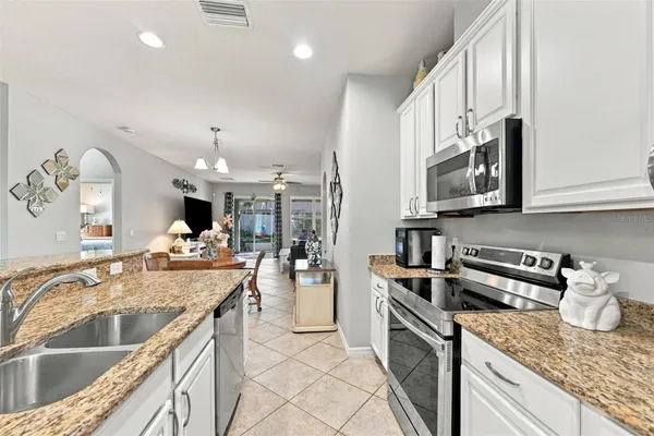 3404 REGNER DR