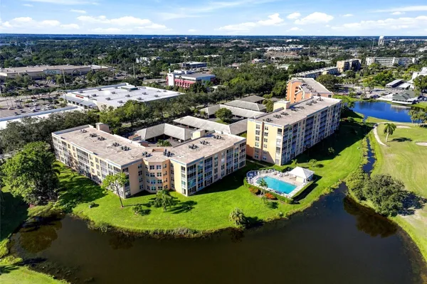 4530 PINEBROOK CIR 206