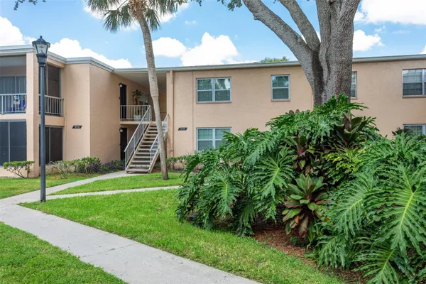 4718 CHRISTA CT 314