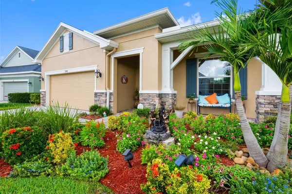 2749 VERONA LN