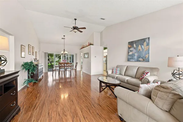 1149 WOLFORD DR