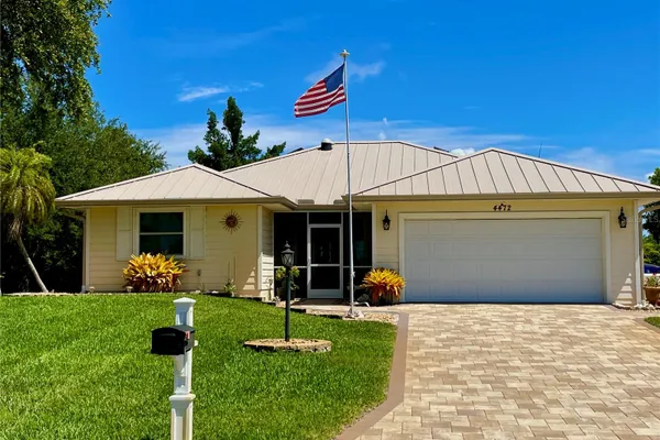4472 LAKE HEATHER CIR