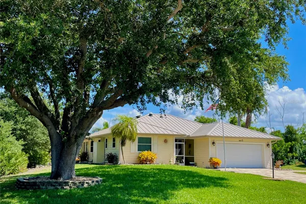 4472 LAKE HEATHER CIR