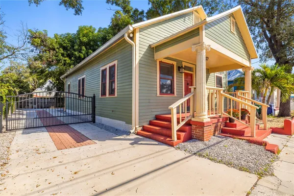 2308 E 4TH AVE
