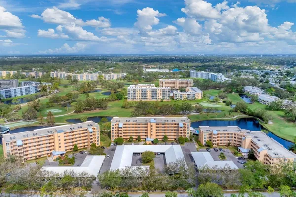 4530 PINEBROOK CIR 208