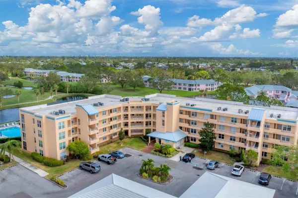 4530 PINEBROOK CIR 208