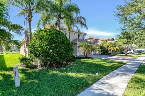 3575 SOMERSET CIR