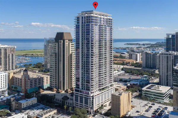 275 1ST AVE 3606
