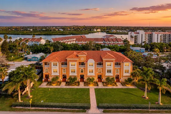 19217 GULF BLVD