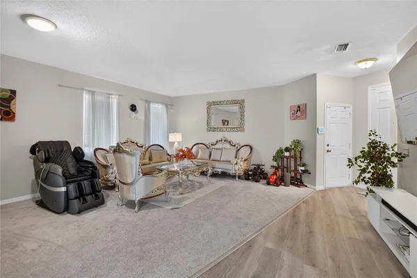 12139 FOX BLOOM AVE