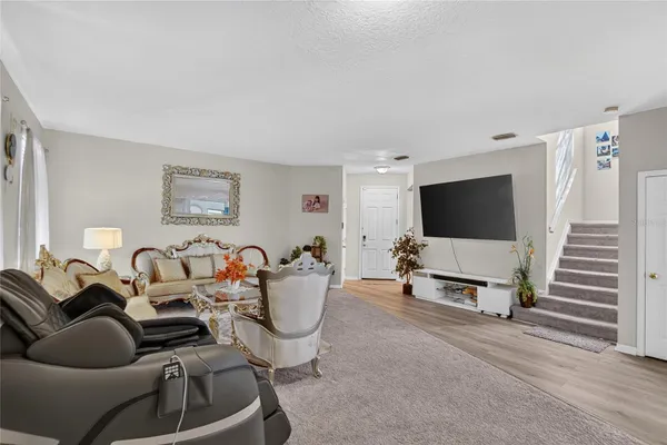 12139 FOX BLOOM AVE