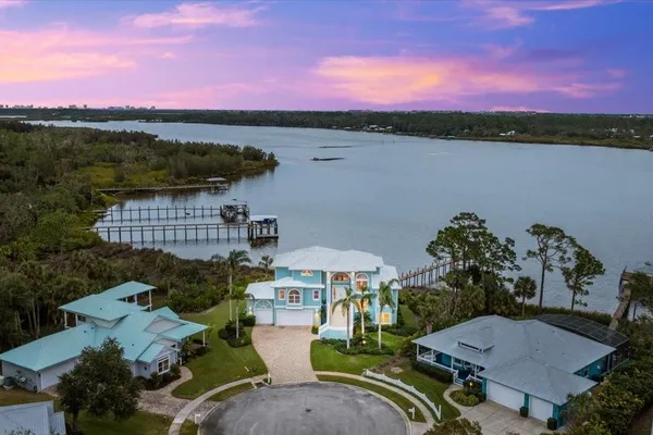 2806 BAY VISTA CT