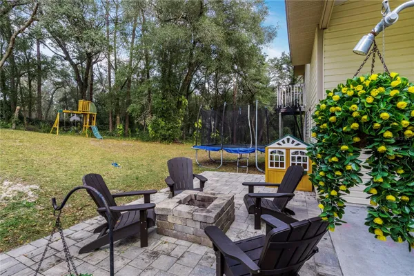 425 BLACK IRONWOOD DR