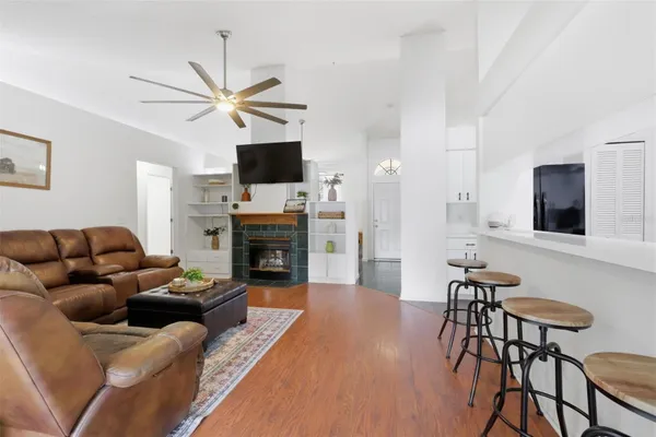 731 EDGEWILD CT