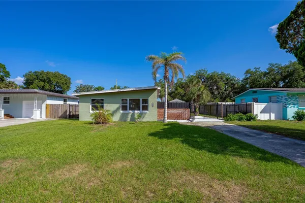 723 STEELE AVE