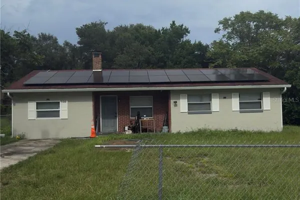833 LONGVIEW AVE