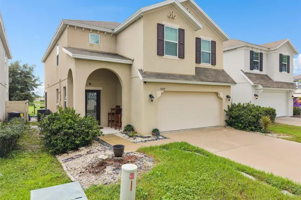 3209 TURRET DR