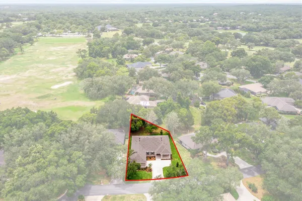 3030 W BERMUDA DUNES DR