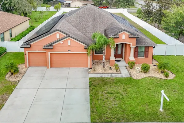 422 CHALLICE DR