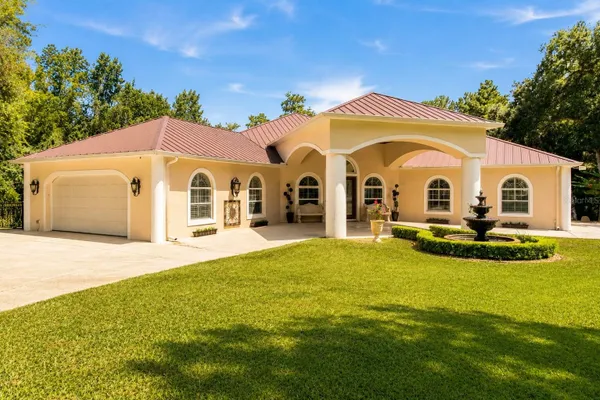 22259 SKYVIEW CIR
