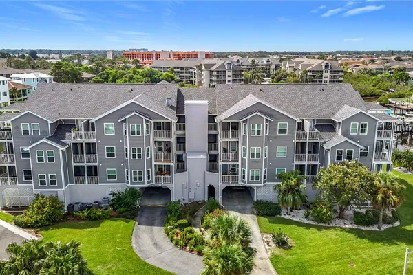 5722 BISCAYNE CT 304