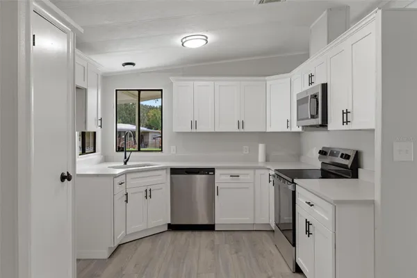 22 CANAL CT